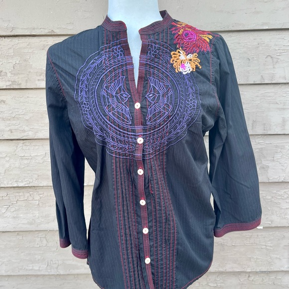 Johnny Was 3J Workshop embroidered top! - Picture 2 of 9